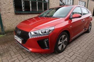 Hyundai Ioniq Premium EV picture 1