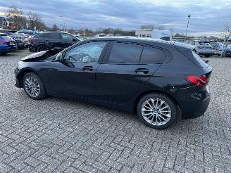 BMW 1-serie 116 i picture 16