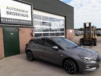 uszkodzony samochody osobowe Opel Astra Astra K, Hatchback 5-drs, 2015 / 2022 1.6 CDTI 136 16V 2018/9