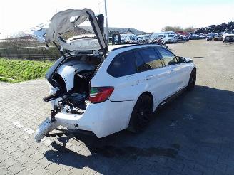 Voiture accidenté BMW 3-serie Touring 320d 2013/6