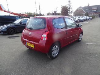 disassembly passenger cars Renault Twingo 1.5 dCi 2011/6