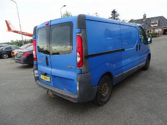 dommages fourgonnettes/vécules utilitaires Renault Trafic 2.5 DCI 107KW 2008/2