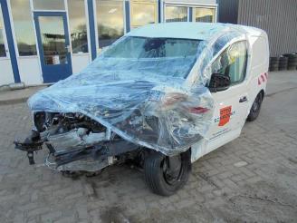 Coche siniestrado Volkswagen Caddy Caddy Cargo V (SBA/SBH), Van, 2020 2.0 TDI BlueMotionTechnology 2022/1