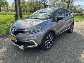 uszkodzony samochody osobowe Renault Captur  2018/4
