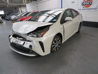 krockskadad bil auto Toyota Prius 1.8 HYBRIDE 98 PK AUT 58267 KM NAP.... 2019/5