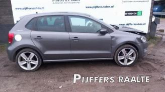 dommages fourgonnettes/vécules utilitaires Volkswagen Polo Polo V (6R), Hatchback, 2009 / 2017 1.2 TSI 2010/6