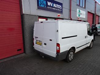 Ford Transit 300S 2.2 TDCI SHD 3 zits airco picture 3