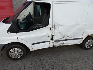 Ford Transit 300S 2.2 TDCI SHD 3 zits airco picture 9