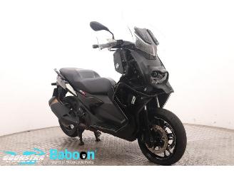 BMW C 400 X  picture 2