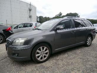 Toyota Avensis 2.2 D-4D Executive leer pdc airco picture 3