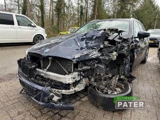 Damaged car BMW 5-serie 5 serie Touring (G31), Combi, 2017 523d 2.0 TwinPower Turbo 16V 2019/3