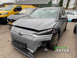 damaged passenger cars Hyundai Kona Kona (OS), SUV, 2017 64 kWh 2019/9