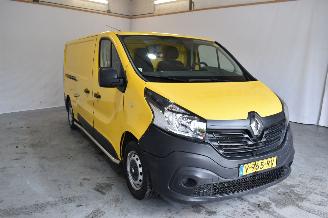 danneggiata veicoli commerciali Renault Trafic 1.6 dCi T29L2H1ComEn 2018/8