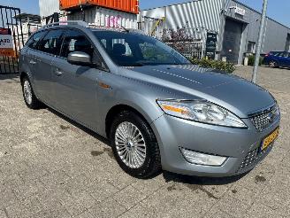 Voiture accidenté Ford Mondeo Wagon 2.0-16V Limited 2009/9