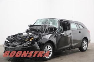 damaged passenger cars Opel Astra Astra K Sports Tourer, Combi, 2015 / 2022 1.2 Turbo 12V 2020/11