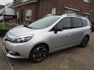 Salvage car Renault Grand-scenic 1.2 Tce Bose 2015/1