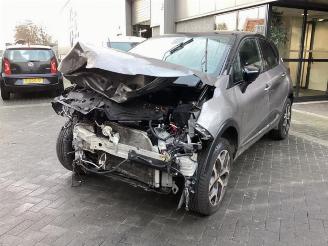 krockskadad bil auto Renault Captur Captur (2R), SUV, 2013 0.9 Energy TCE 12V 2017/12