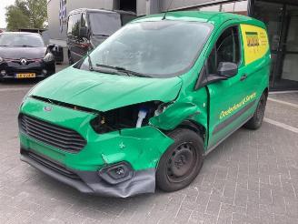 uszkodzony samochody osobowe Ford Courier Transit Courier, Van, 2014 1.0 Ti-VCT EcoBoost 12V 2019/6
