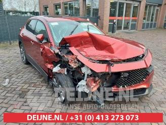 skadebil auto Mazda CX-30  2020