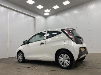 Toyota Aygo 1.0 VVT-I X-Play Airco picture 3