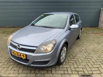 Schadeauto Opel Astra Astra H (L48), Hatchback 5-drs, 2004 / 2014 1.6 16V Twinport 2005/8