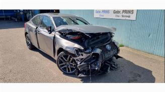 damaged passenger cars Lexus IS IS (E3), Sedan, 2013 300h 2.5 16V 2020/4