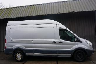 Vaurioauto  commercial vehicles Ford Transit 2.2 TDCI 92kW Airco L2H2 2015/4