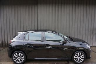 disassembly passenger cars Peugeot 208 1.5 BluHDi 75kW Blue Lease Active 2020/3