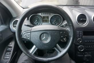 Mercedes ML 350 3.0 CDI 165kW Automaat picture 13
