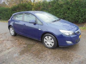 Opel Astra ASTRA 1.7 CDTI BNS.ED picture 1
