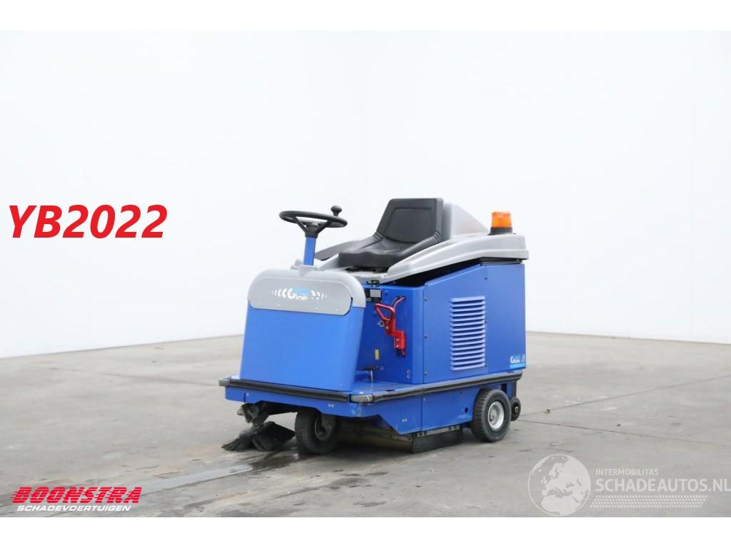   95 BJ 2022 33Hrs! Kehrmaschine / Veegmachine