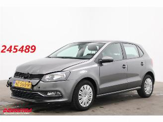Damaged car Volkswagen Polo 1.4 TDI 5-DRS Comfortline Airco Cruise 141.626 km! 2017/5