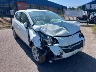 uszkodzony samochody ciężarowe Opel Corsa-E  2016/7