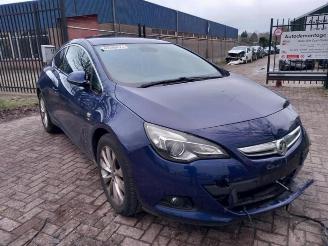 Coche accidentado Opel Astra Astra J GTC (PD2/PF2), Hatchback 3-drs, 2011 1.4 Turbo 16V ecoFLEX 140 2014/6