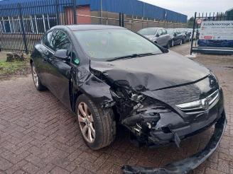 Coche accidentado Opel Astra Astra J GTC (PD2/PF2), Hatchback 3-drs, 2011 / 2018 1.4 Turbo 16V ecoFLEX 140 2014/11