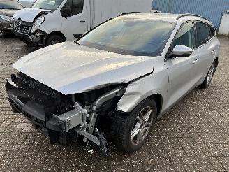 Autoverwertung Ford Focus Stationcar 1,0 EcoBoost Trend Edition 2020/1