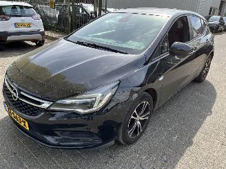 Vaurioauto  passenger cars Opel Astra 1.0 Turbo S/S Online Edition  5 Drs  ( 78641 Km ) 2019/1