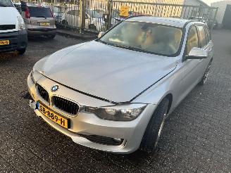 skadebil auto BMW 3-serie 316 D Stationcar 2014/7
