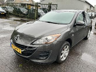 Voiture accidenté Mazda 3 1.6 S 2011/9