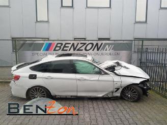 krockskadad bil auto BMW 3-serie  2015/4
