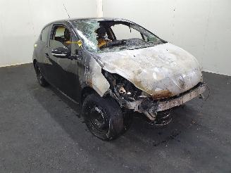 disassembly commercial vehicles Peugeot 208 1.0 VTI Access 2014/1