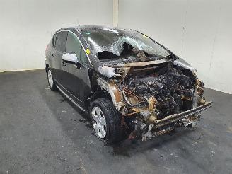 škoda osobní automobily Peugeot 3008 2.0 HDIF HYBRID4 2013/1