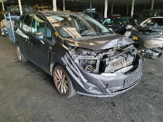škoda strojů Opel Meriva 1.4 Turbo Cosmo 2012/6
