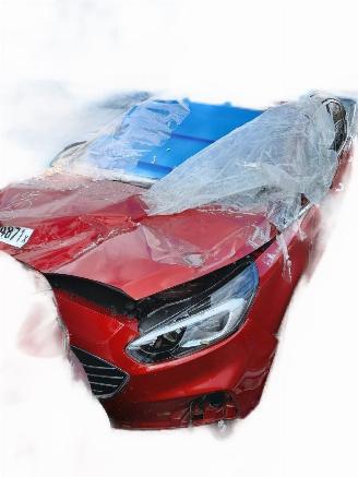 Damaged car Ford S-Max Titanium 2020/12