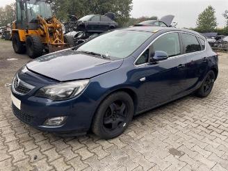 okazja samochody osobowe Opel Astra Astra J (PC6/PD6/PE6/PF6), Hatchback 5-drs, 2009 / 2015 1.4 Turbo 16V 2011/3