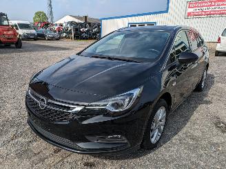 Schadeauto Opel Astra K 1.6 2018/12