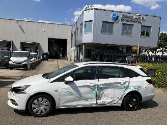 skadebil auto Opel Astra SPORTS TOURER 1.5D 77kW E6 NAVI 2020/10