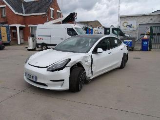 Damaged car Tesla Model 3  2021/3