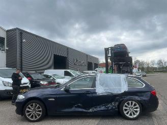 uszkodzony samochody osobowe BMW 5-serie Touring 528i AUTOMAAT High Executive BJ 2012 179644 KM 2012/1