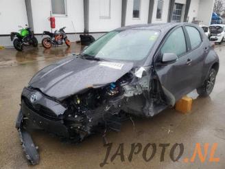 Voiture accidenté Toyota Yaris Yaris IV (P21/PA1/PH1), Hatchback, 2020 1.5 12V Hybrid 115 2023/7